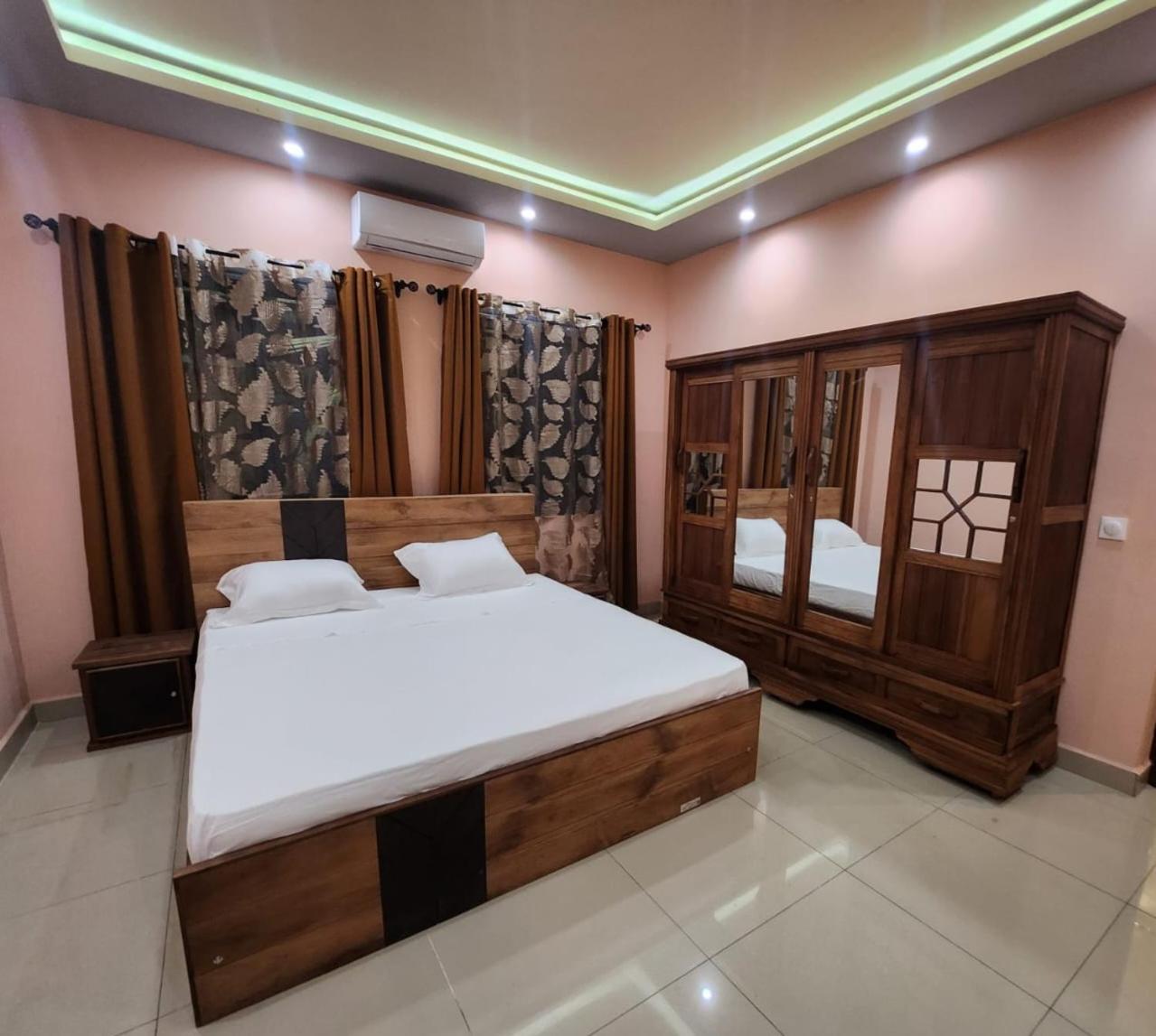 Ocean Heaven Hotel Mahajanga Extérieur photo